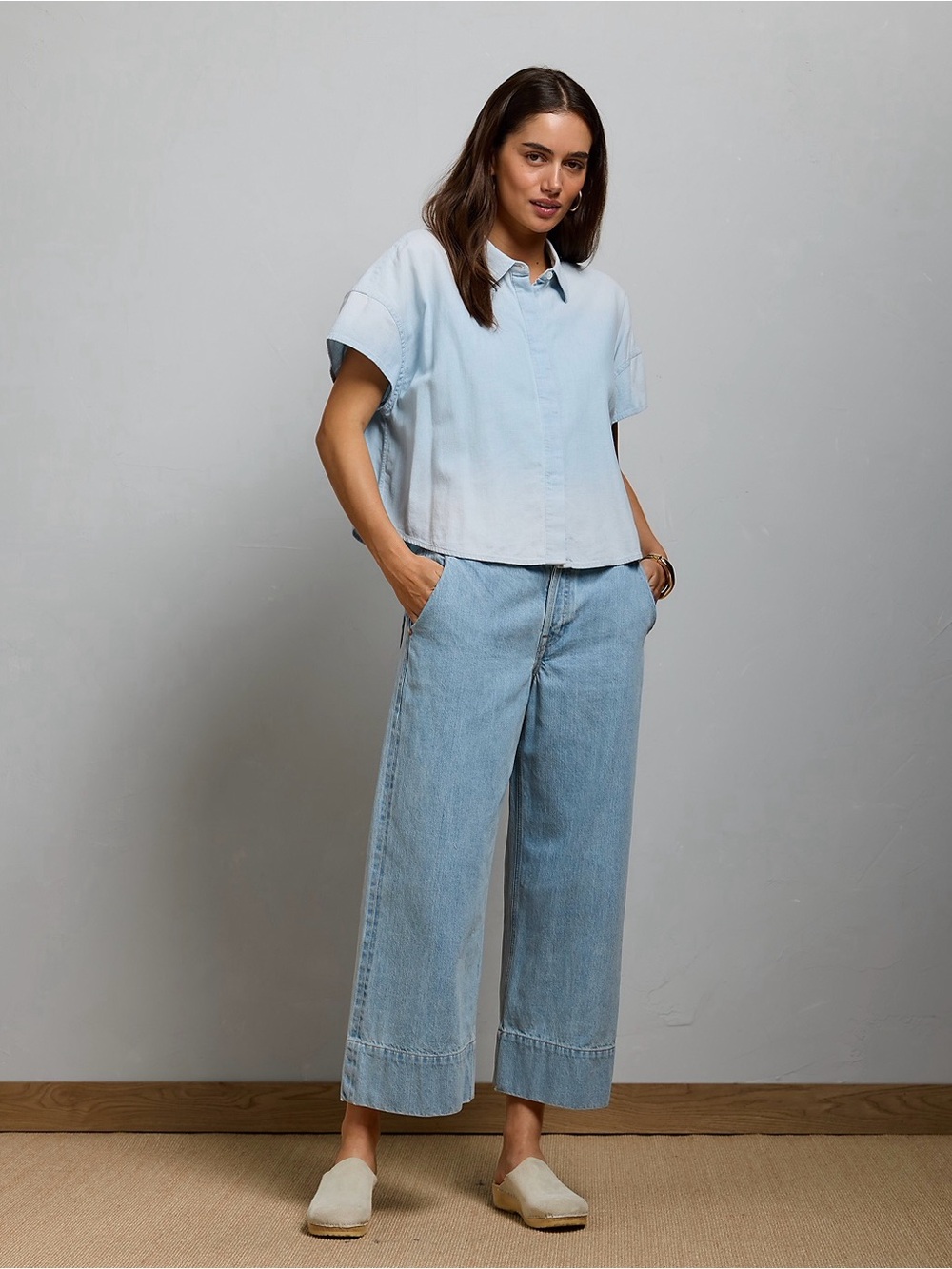 AE77 Premium Wide Crop
Cuff Jean